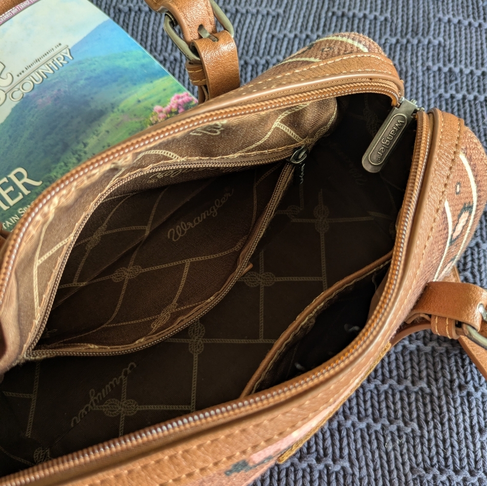 Wrangler Brown Western Handbag - Picture 14 of 15